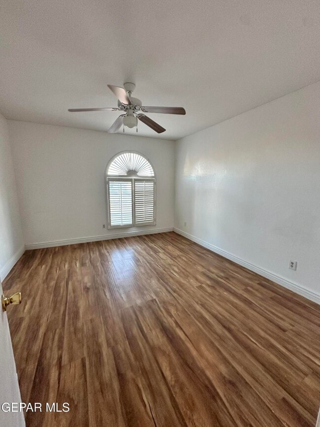 Building Photo - 1309 Lonewood Dr