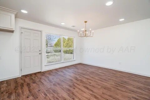 Building Photo - 4336 Mesa Cir