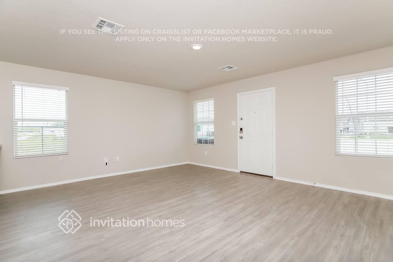 Building Photo - 14642 Source Cir