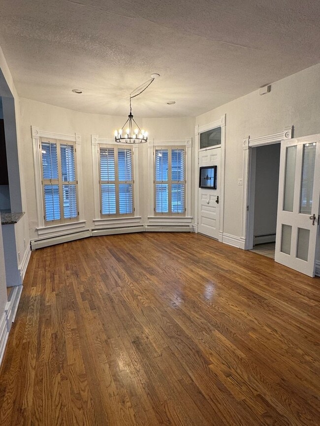 Building Photo - Embrace Timeless Charm with Modern Comfort
