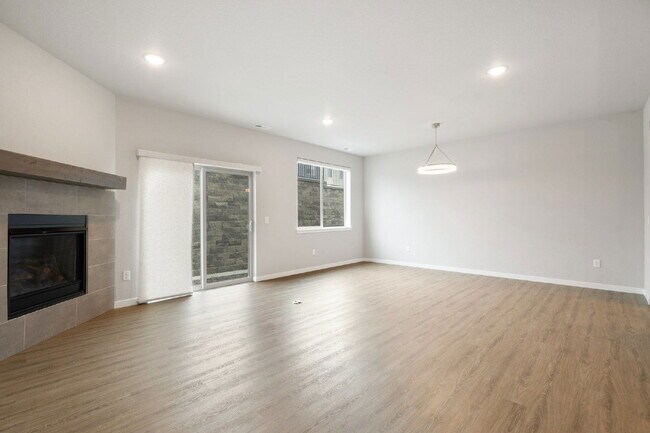 Building Photo - 5497 Carvel Grove