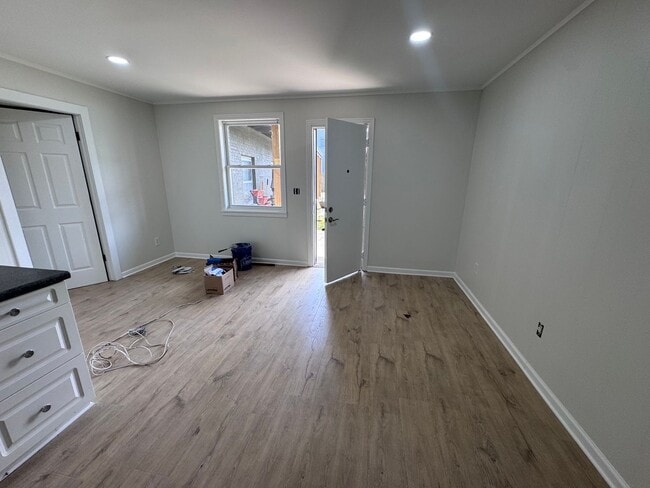 Building Photo - Newly Remodeled 1 bed 1 bath in Murray