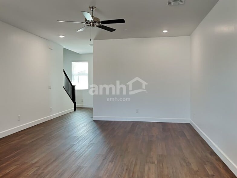 Building Photo - 6092 W Paseo Hilario