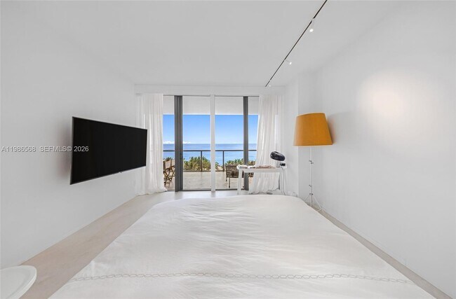 Building Photo - 9705 Collins Ave