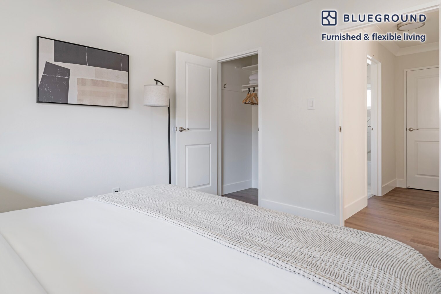 Building Photo - 15 S Broadway