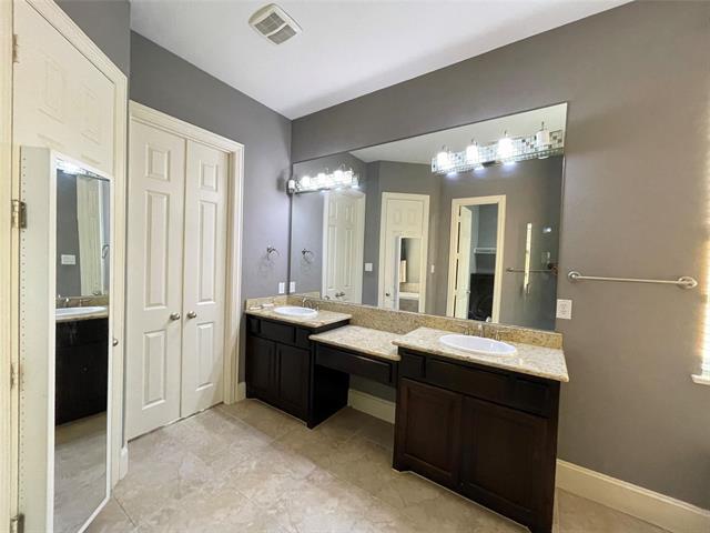 Building Photo - 415 Sleepy Creek Dr