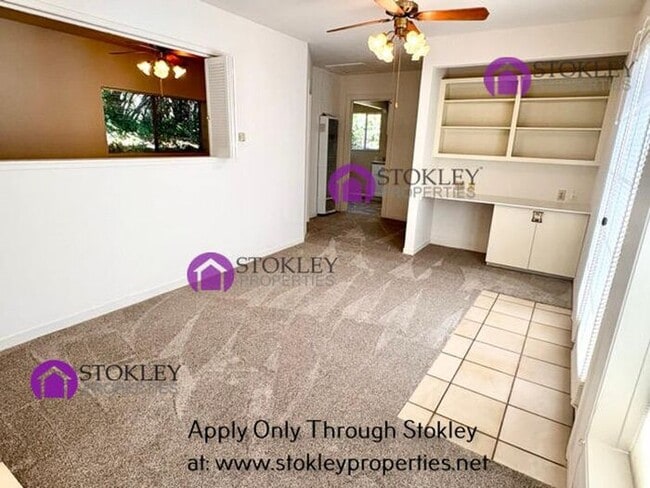 Building Photo - 2234 Oakvale Rd