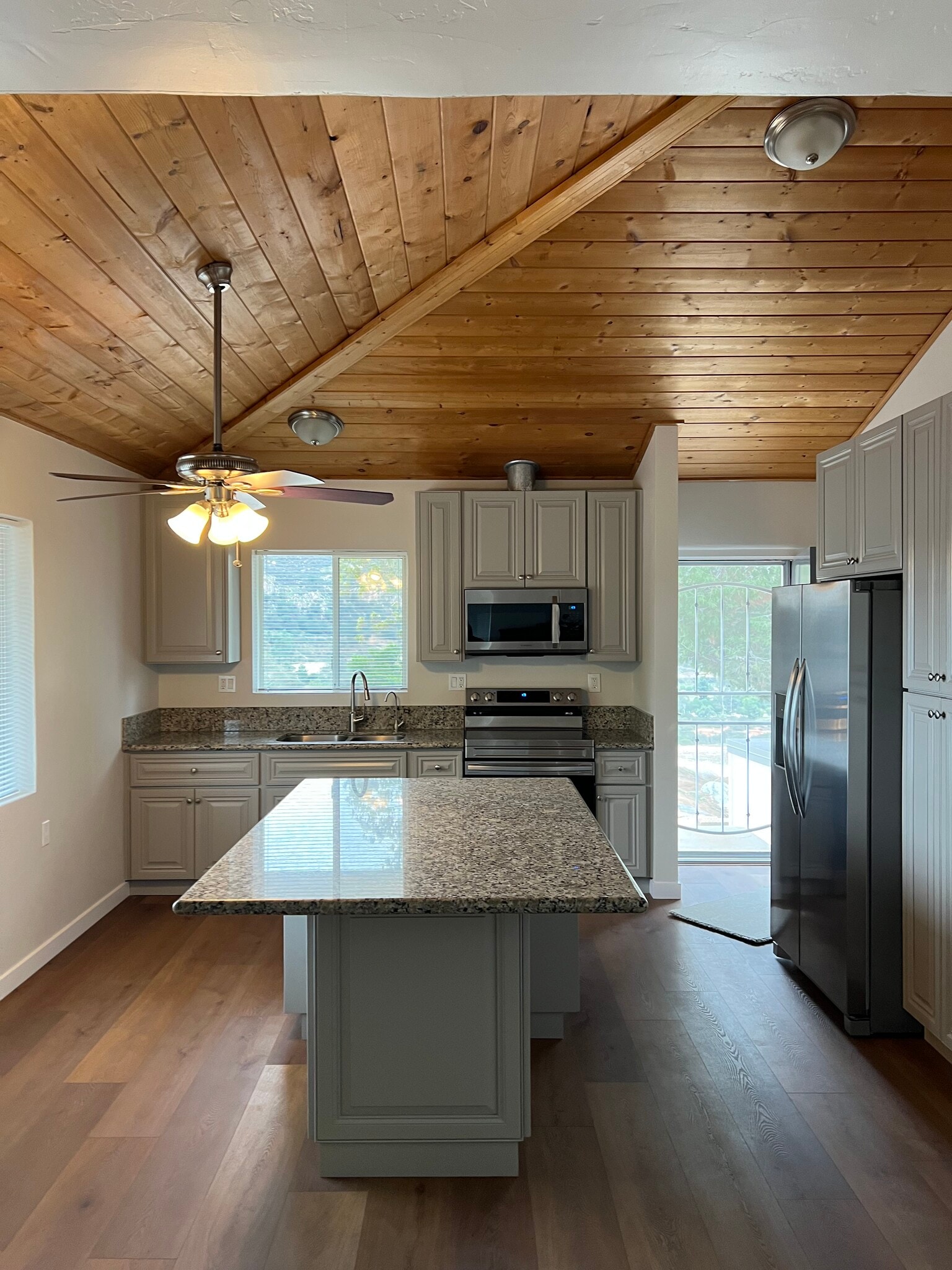 Building Photo - 9874 Chocolate Summit Dr