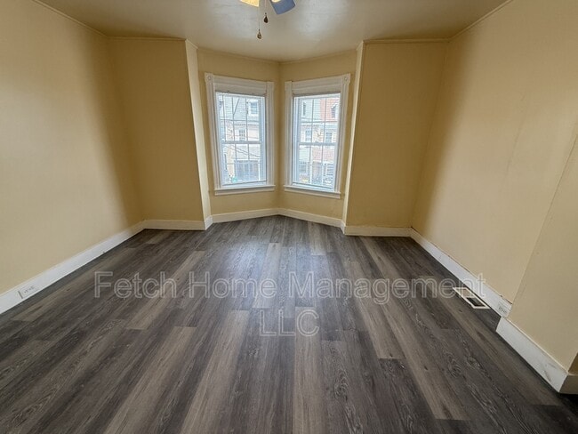 Building Photo - 830 Prangley Ave