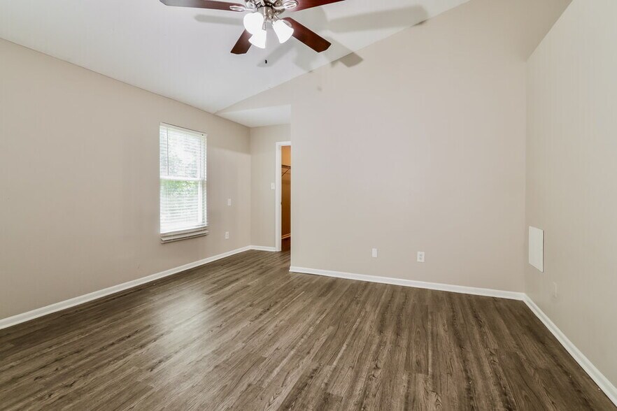 Building Photo - 6714 Hunters Creek Blvd