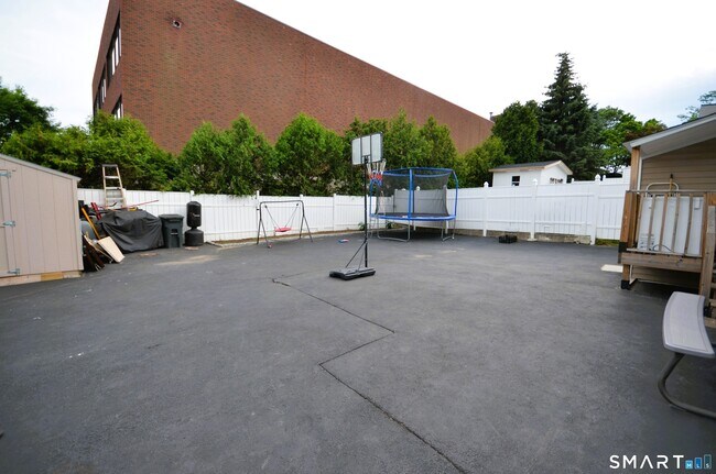 Building Photo - 430 Berkeley Rd