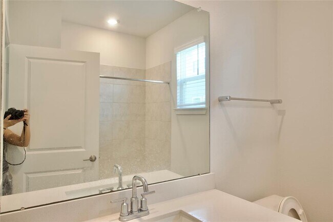 Building Photo - 8475 Harrington Grv Trl