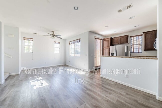 Building Photo - 31170 Sunflower Way