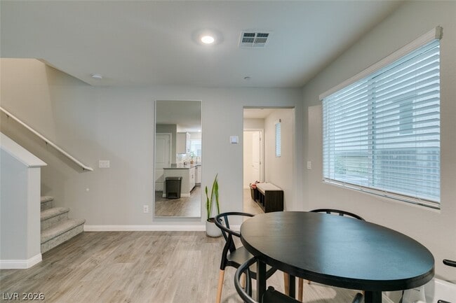 Building Photo - 12349 Golden Wreath Rd