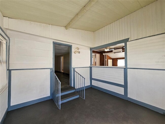 Building Photo - 503 Longfellow Blvd