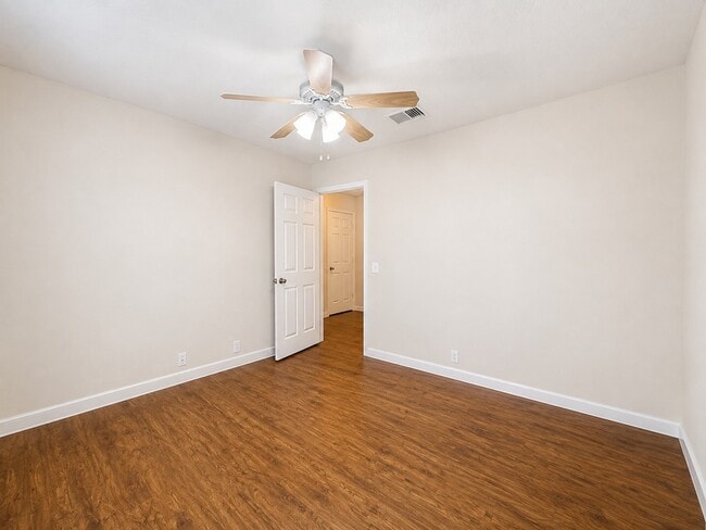 Building Photo - 714 Cypresswood Ridge