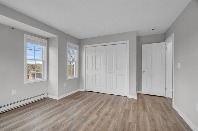 Building Photo - 2 Wigwam Hill Dr