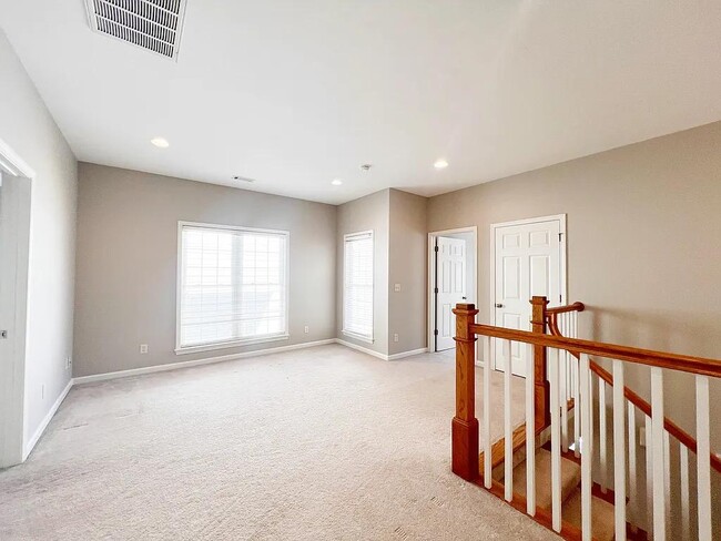 Building Photo - 107 Olde Towne Dr