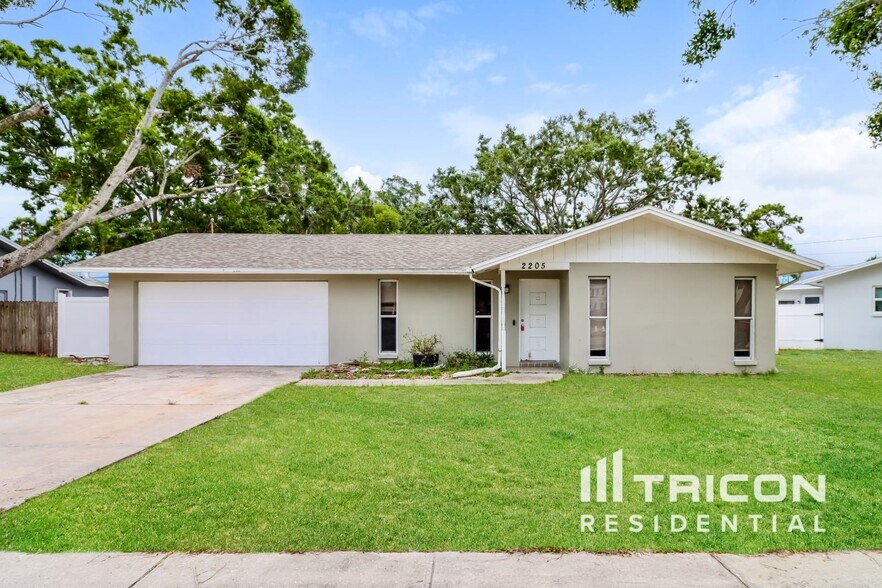 Primary Photo - 2205 Hemerick Pl