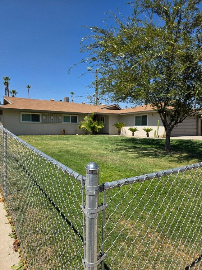 Building Photo - OPEN HOUSE Saturday September, 13. From 12...