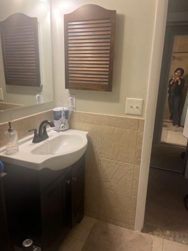 Building Photo - 0 Cotswold Cir