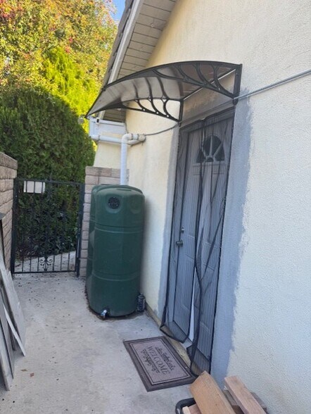 Building Photo - 17014 Calahan St