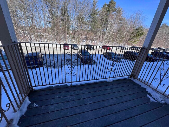 Building Photo - 379 Huse Rd