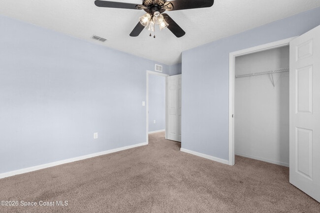 Building Photo - 402 Moray Dr