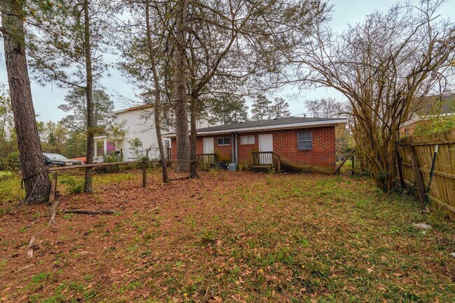 Building Photo - SECTION 8 ACCEPTED! - Cozy 2-Bedroom Home in Prime Augusta Location