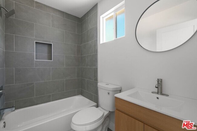 Building Photo - 21007 Saticoy St