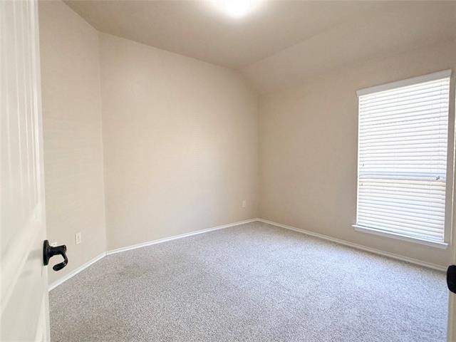 Building Photo - 212 Whitman Dr