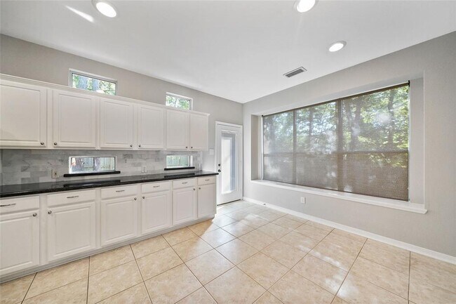 Building Photo - 151 E Greenhill Terrace Pl