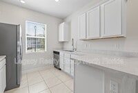 Building Photo - 509 Big Tree Wy