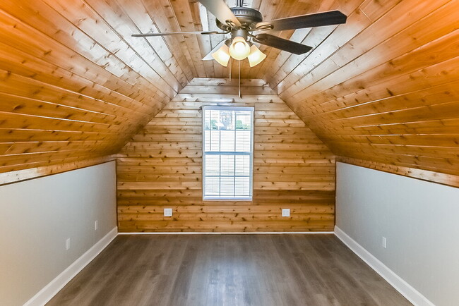 Building Photo - 1236 Biloxi St