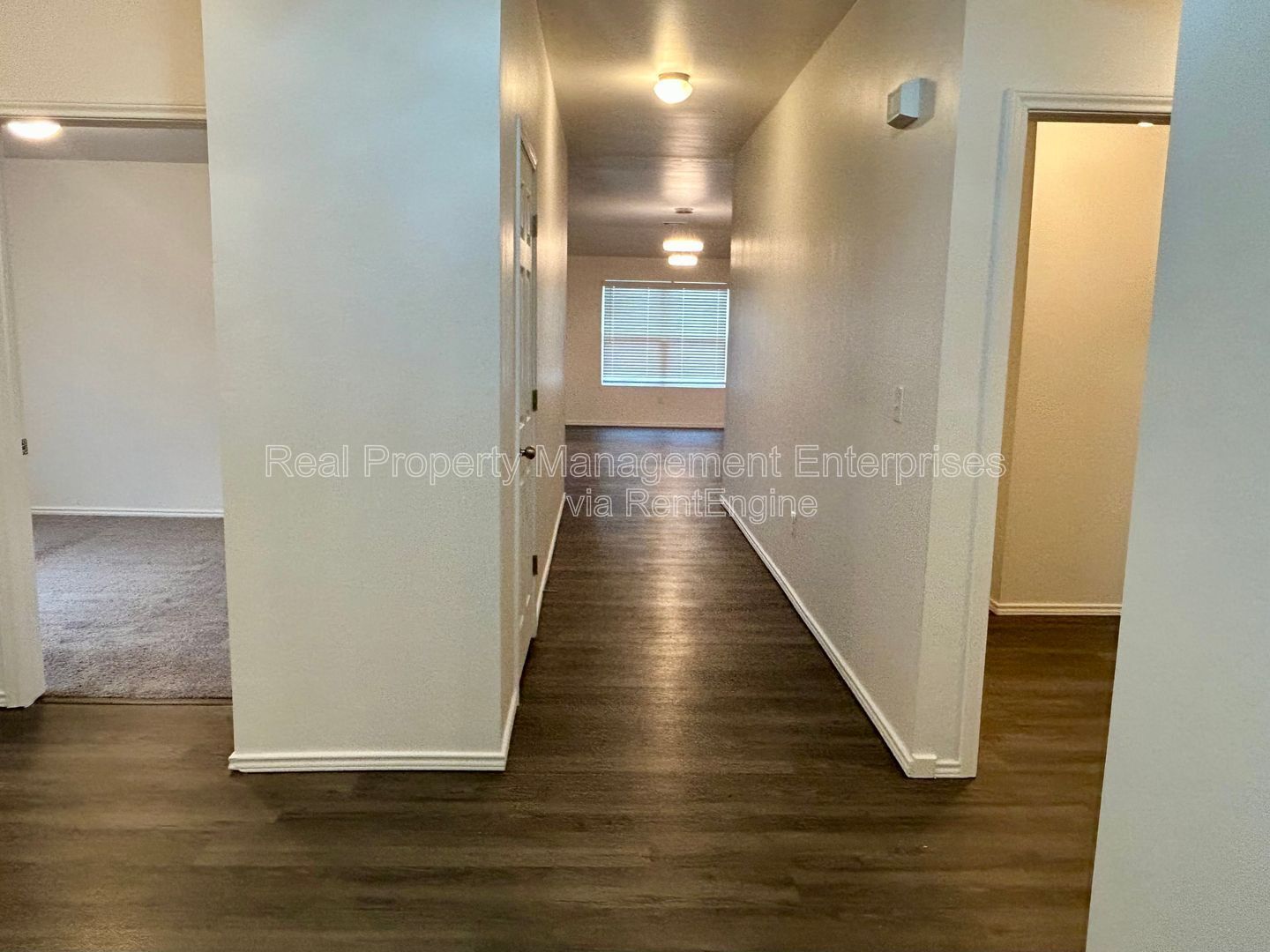 Building Photo - 11624 NW 96th St