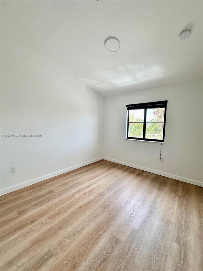 Building Photo - 22561 SW 88th Pl