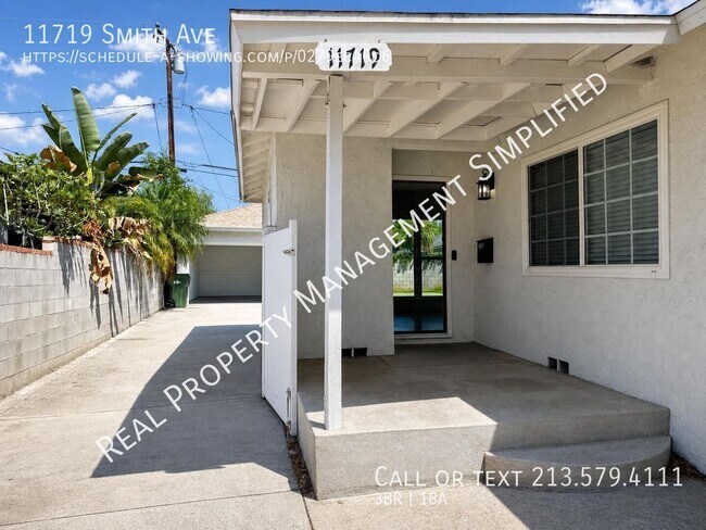 Building Photo - 11719 Smith Ave