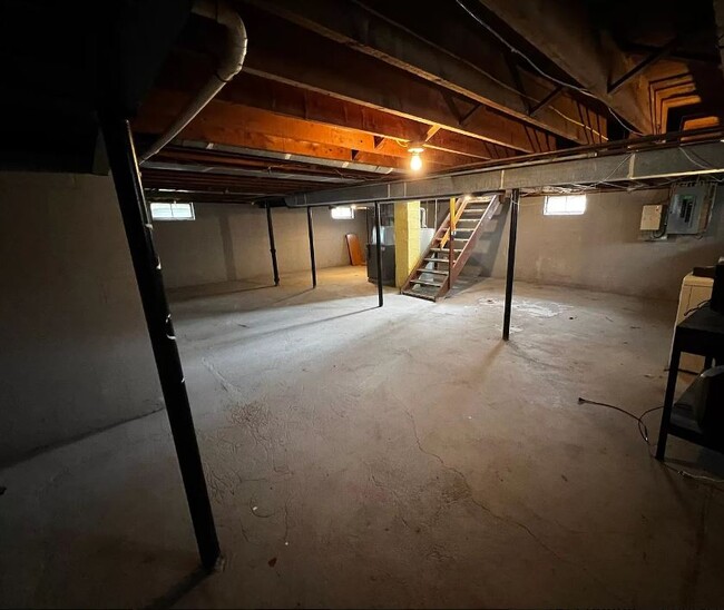 Building Photo - 125 Ralston Ave