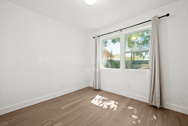 Building Photo - 7772 NW 9th Ave