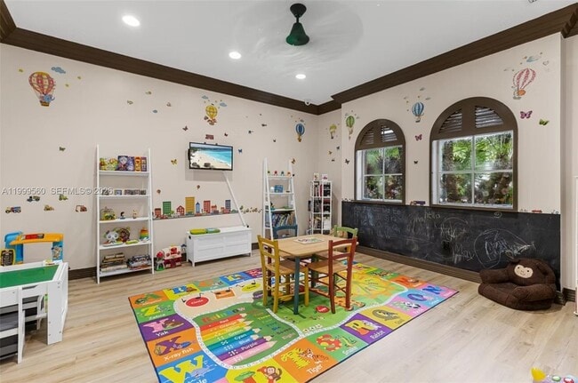 Building Photo - 4860 SW 161st Ln