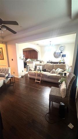 Building Photo - 824 Apple Hill Dr