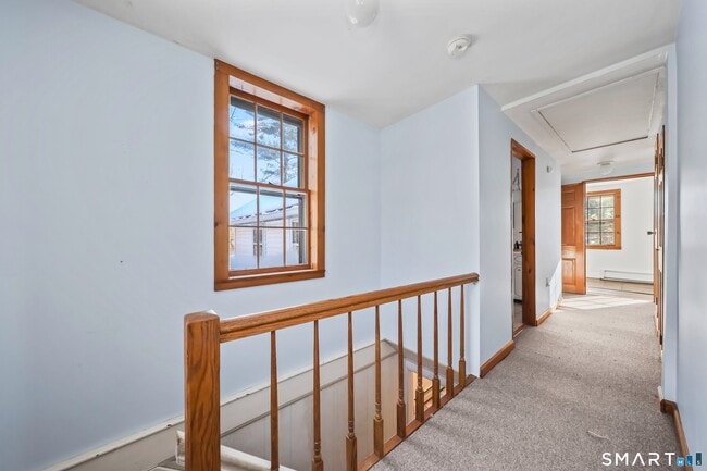 Building Photo - 62 Church St