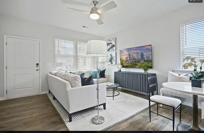 Building Photo - Large 3 Bedroom Townhome Coming Soon!