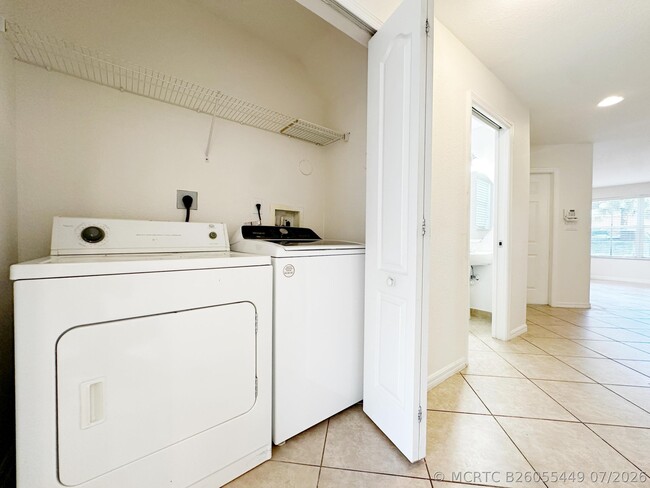 Building Photo - 3035 SW 129th Way