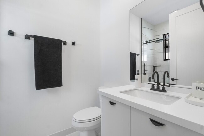 Building Photo - 17533 Sparkling River Rd