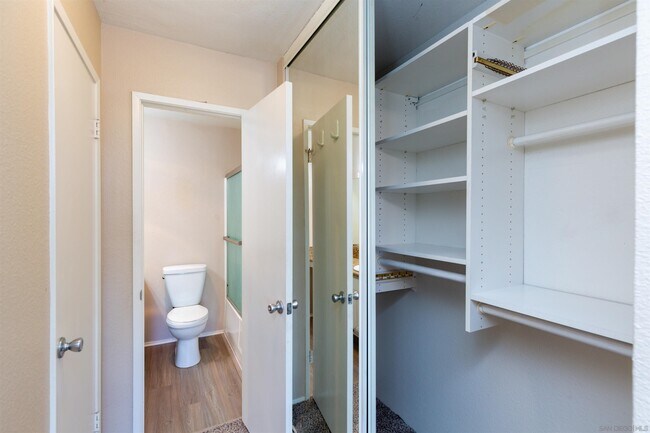 Building Photo - 663 Diamond Way