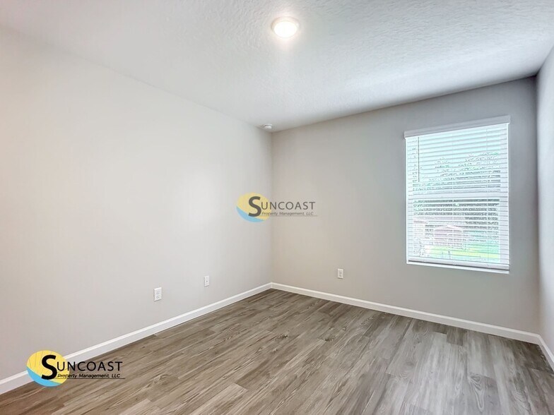 Building Photo - 5669 George Ct