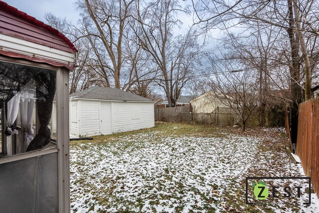 Building Photo - OPEN HOUSE TUESDAY DECEMBER 31st 5pm to 5:...