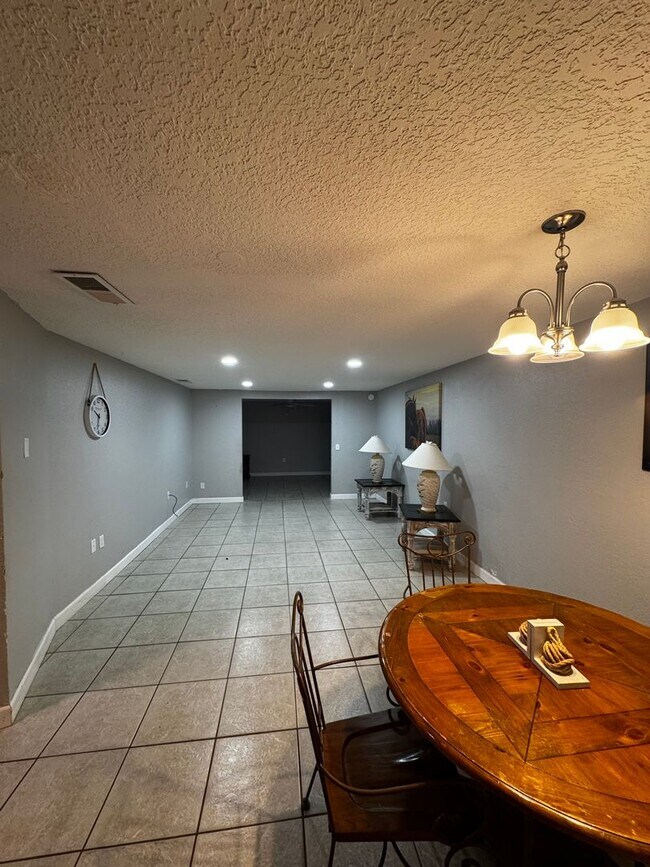 Building Photo - 8390 SW 101st Place Rd