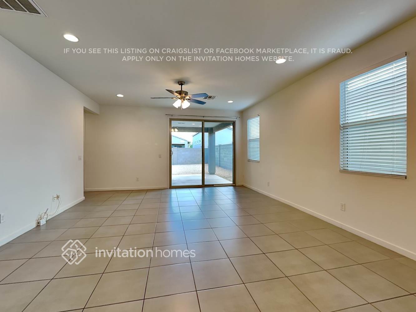 Building Photo - 17705 W Pinnacle Vista Dr